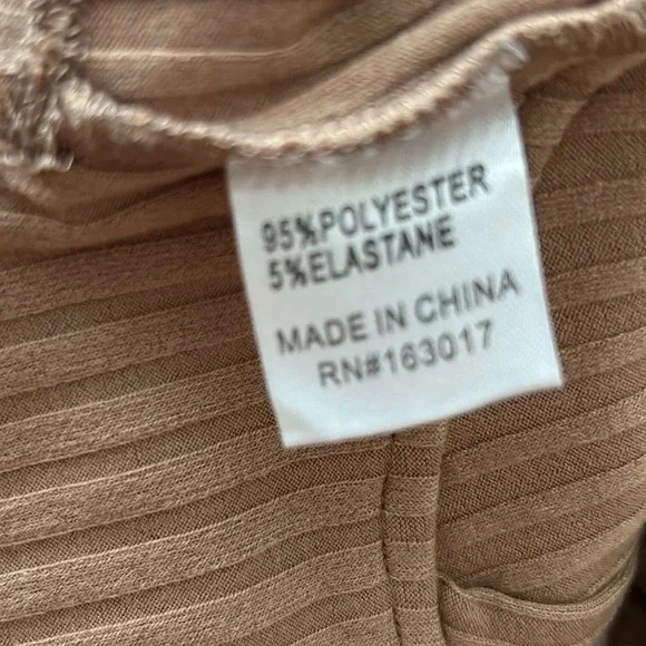 Princess Polly Koda Sleeveless Top, Sz 2, Brown, Tan, Ribbed Corset, V-Neck Tank - Picture 6 of 7